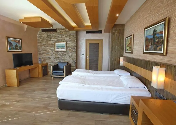 Art Complex Anel Hotel