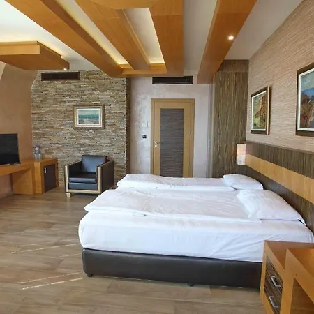 Art Complex Anel Hotel